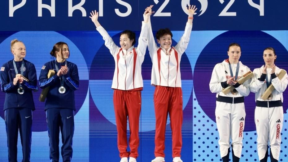 中国荣耀再添一金！陈艺文/昌雅妮携手问鼎女子双人3米板冠军