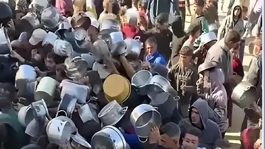 通知以军统统炸毁，绝不留给叛军，俄媒：阿萨德送以色列轰炸清单