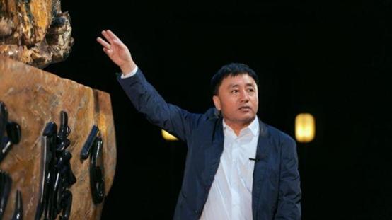 近20年倾心创作 《生命礼赞》玉雕群组成为众人瞩目焦点