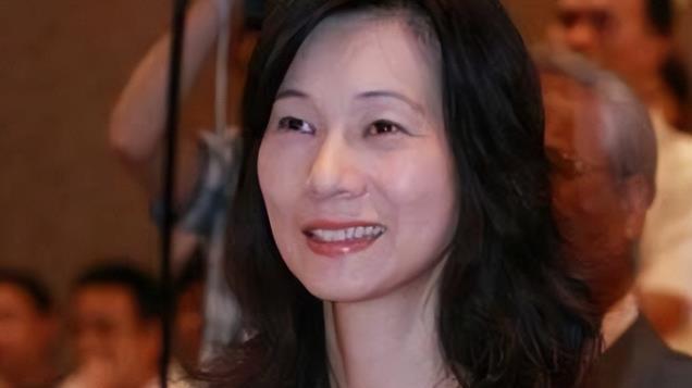 琼瑶过世细节曝光！躺在沙发上安然离世，前一天嘱咐儿媳次日看望