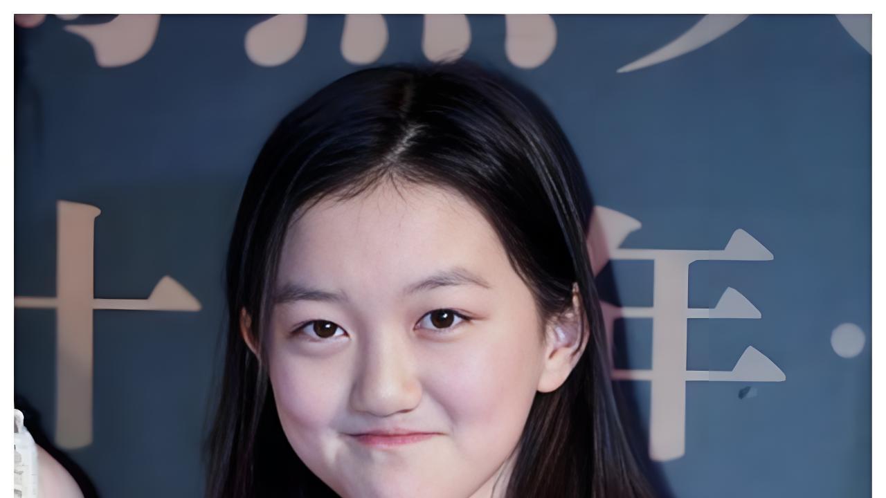 王菲女儿，黄磊女儿，小s女儿对比，网友：15岁的她已经熟了