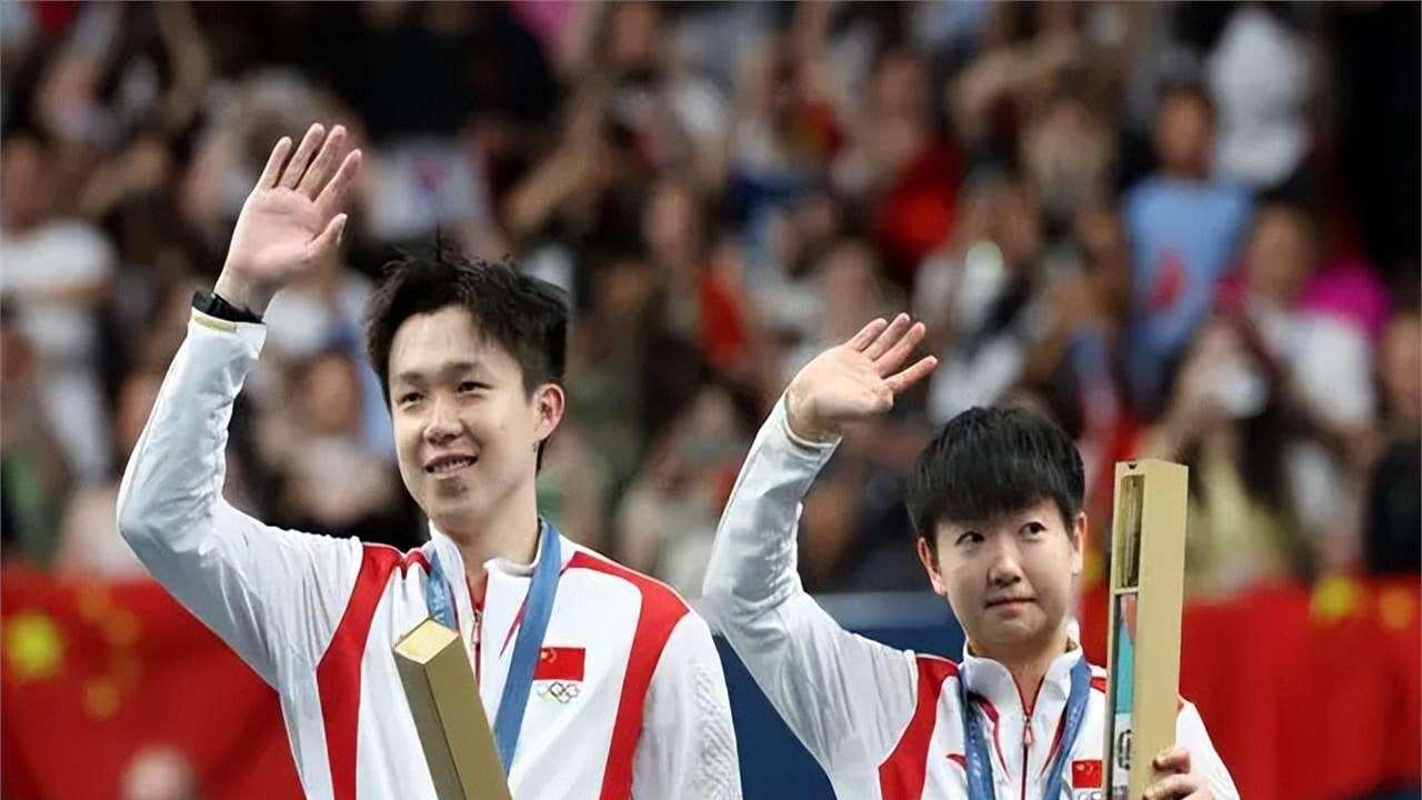 明明孙颖莎巴黎奥运会只夺得银牌，为什么全国男女老少还会喜爱她