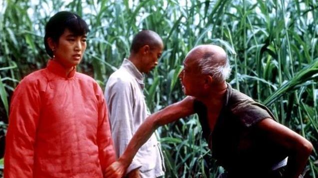 巩俐，一个高考落榜当“临时工”，到现国际巨星，心酸史不一般