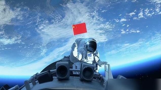 向世界宣布！中国载人登月进入倒计时，首次登月会有女航天员吗？