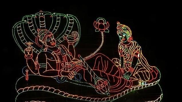 巴基斯坦“蛇人”：女子嫁妆带一条蛇，不会捕蛇的男子没资格结婚