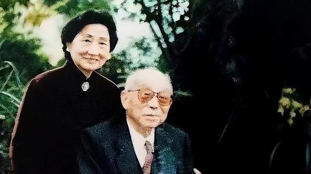 吕正操87岁高龄赴美，张学良见他后好奇地问：你咋跑周恩来那边了