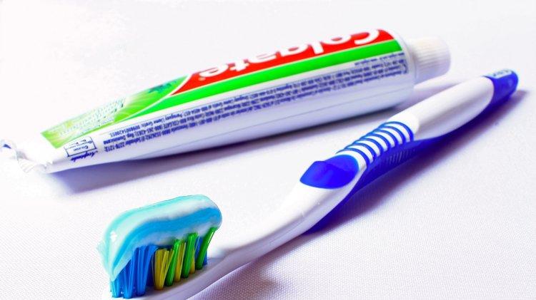 5类牙膏被列入致癌“黑名单”，长期用或有致癌风险？告诉你真相