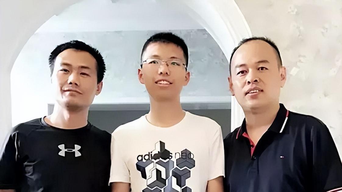 湖北高考状元常书杰：被北大劝退重新高考逆袭进清华，如今怎样了
