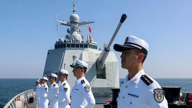 乌龙事件！美军舰载机刚起飞，一声巨响，7千万美元打了水漂