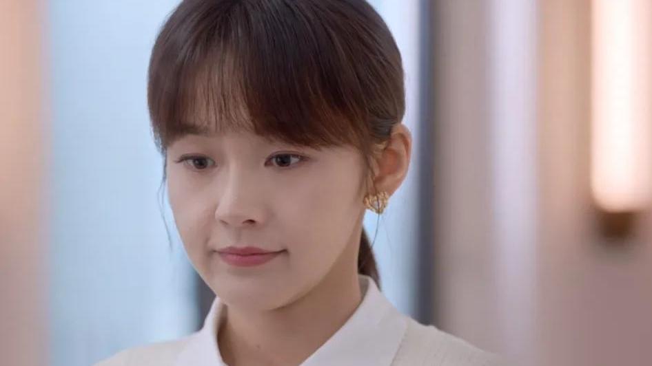 《私藏浪漫》：邢总原配夫人现身，姚佳私情暴露，饶静怀孕离职