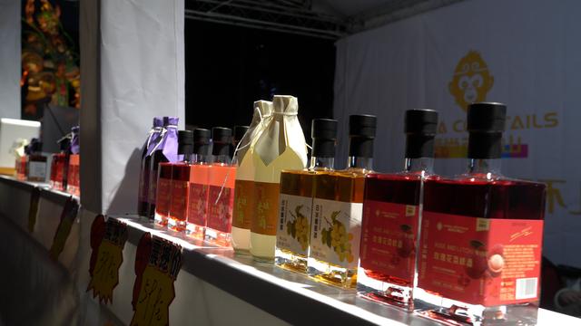 微熏鲜时代·爱尚花果山《星光音乐节》首场嗨翻温江国色天香乐园