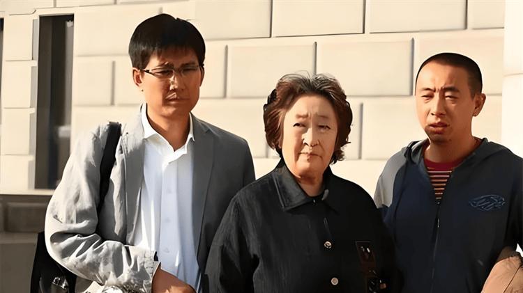 李诗颖：父亲李崇霄离世两年，如今德国母亲仍未从悲痛中走出来