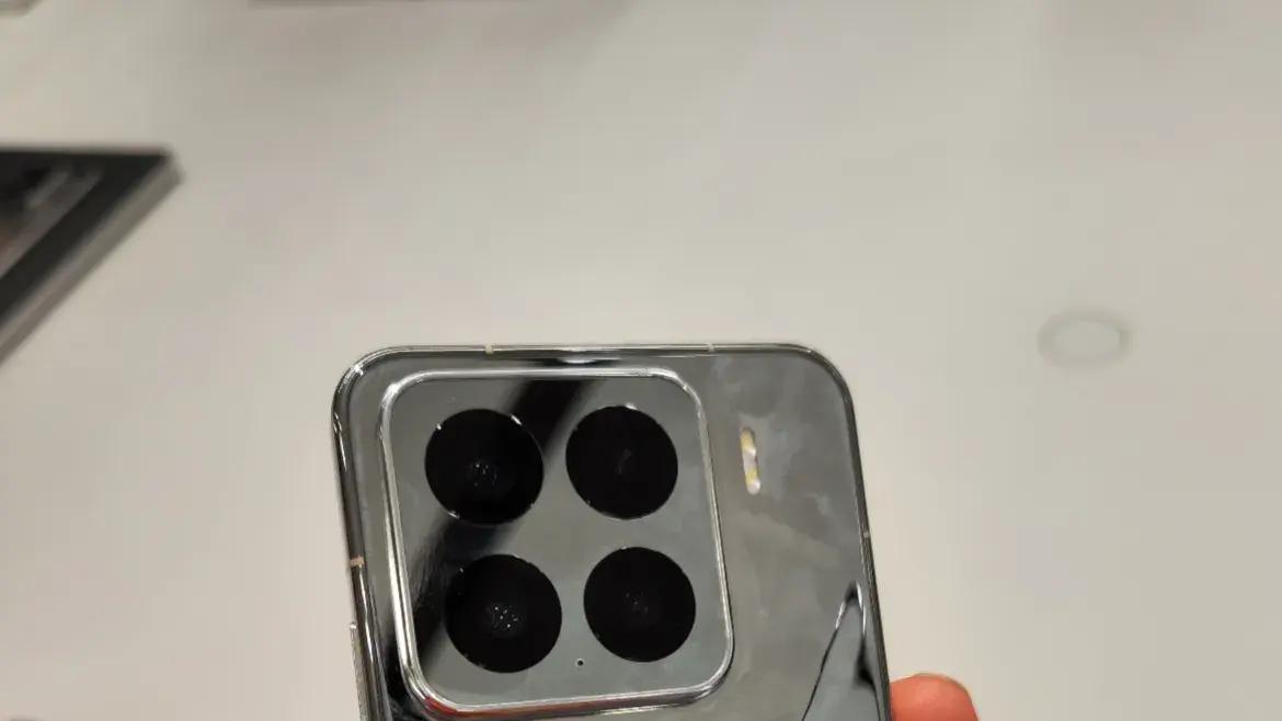 差价800元，小米15和小米15Pro配置差异对比，该怎么选？