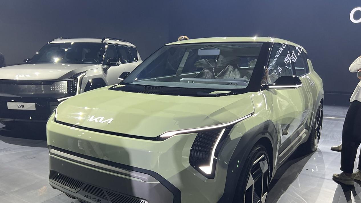 起亚（进口）-起亚EV3：电动跨界新风尚