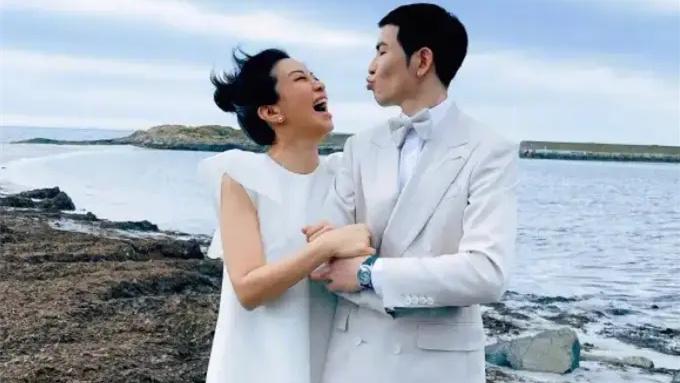 萧敬腾与林有慧浪漫官宣，10月盛邀亲友共鉴婚典，爱意满满待启幕