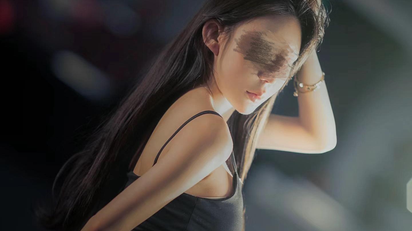 或许我们最擅长的是记录痛苦 ，因为幸福的时候都是不自知的