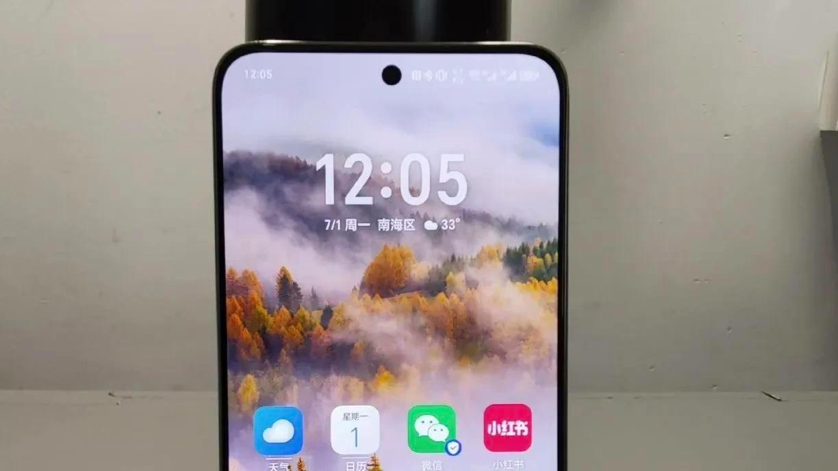 看完荣耀GT配置，还是觉得手上24+1TB的荣耀90GT更良心，性价比高