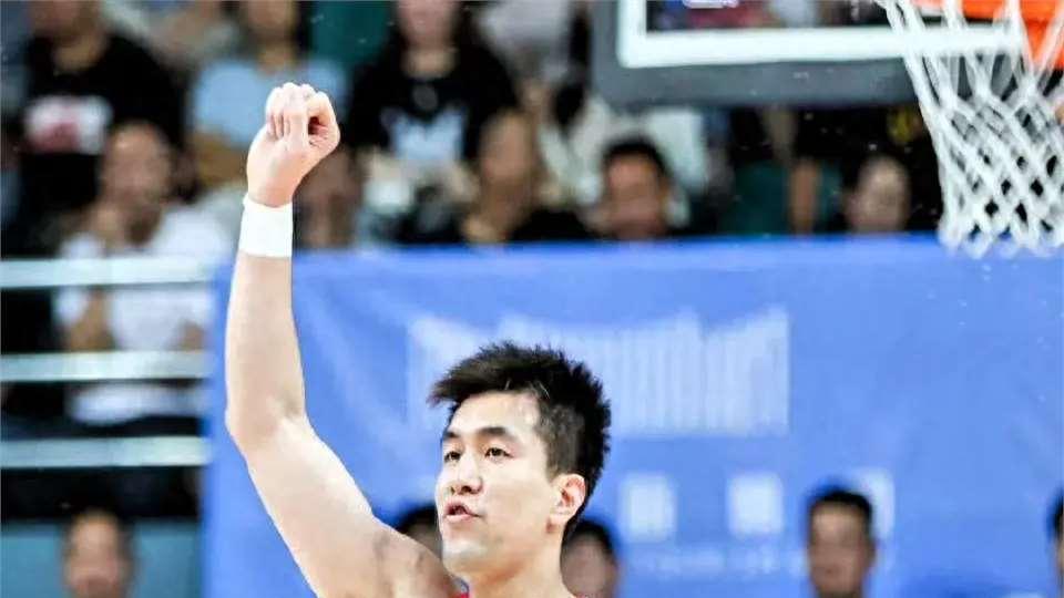 郭艾伦大爆发！CBA排名大变动：辽宁退2名北京第1广东10名开外