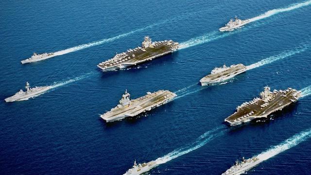 美国的航母，不够用了