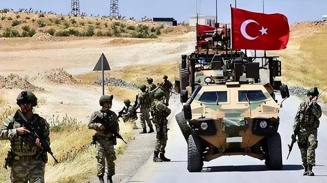 乱套了！哈梅内伊话音刚落，土耳其出手了，叙军遭伏击伤亡惨重