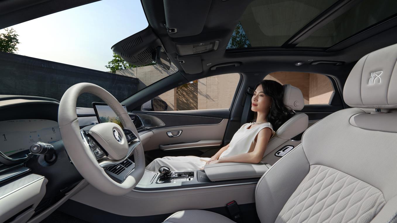 四大进化亮点比亚迪2025款汉DM-i及汉EV上市16.58万元起售