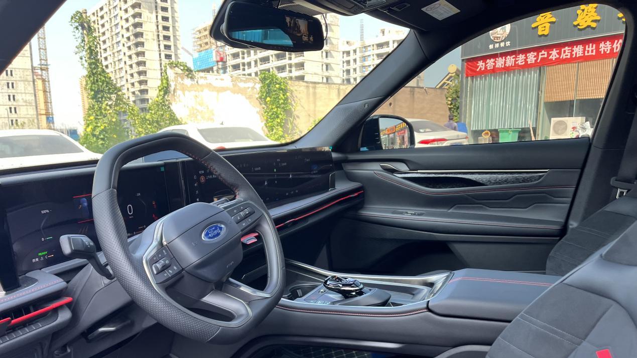 全家出动，锐界L空间够大