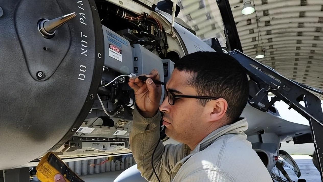 中方禁售锗锑镓，美导弹生产亮红灯，拜登后悔晚了，中国还有底牌