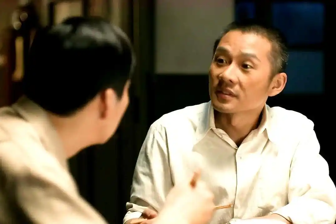 成名后不嫌弃“丑老婆”，这3位男星才是娱乐圈好男人的典范