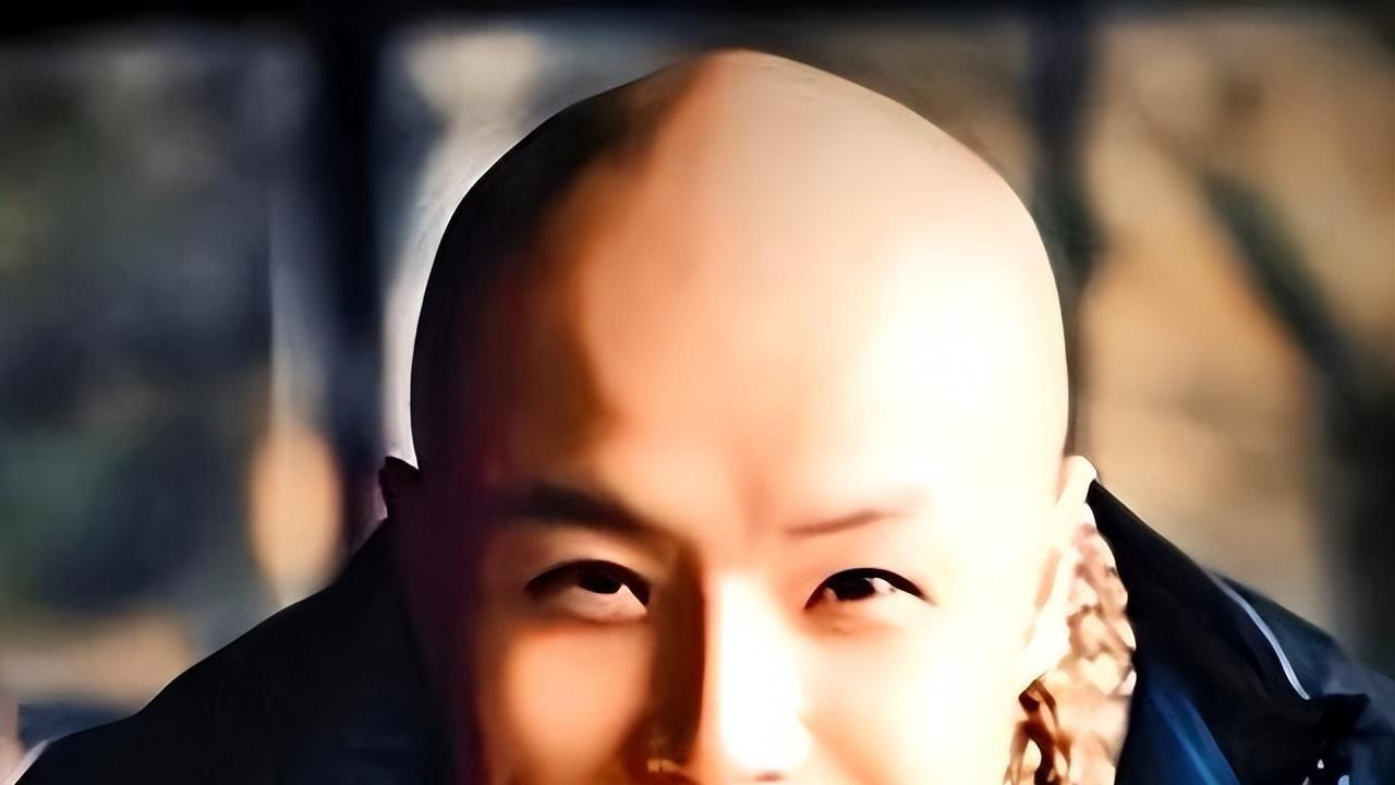 移居美国，开豪车住豪宅，48岁的乐嘉已经走上了另一条人生大道！
