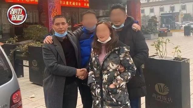 上海夫妻高调寻子19年，得知儿子聋哑后拒相认，养父：我不养了！
