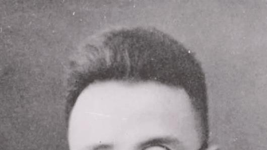 遵义会议上，博古被解除职务后，他干什么去了？