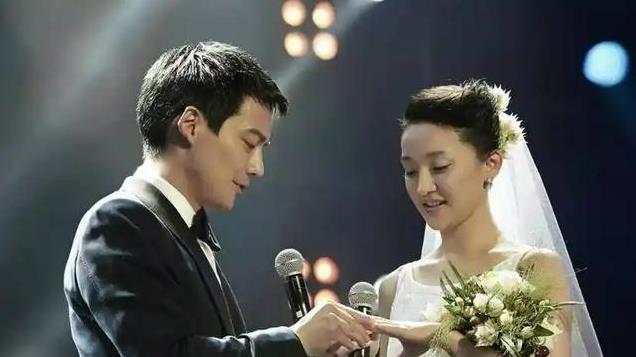 他与周迅结婚6年，被骂“吃软饭”，还未离婚就丢下媳妇跑美国