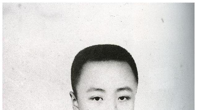 溥仪一生无后，并非是先天所导致，看他童年经历了什么就明白了