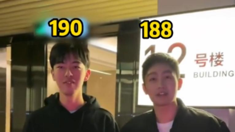 羊毛月嘲讽00后连职场都进不去，塌房后连忙道歉，黑料被人扒出！