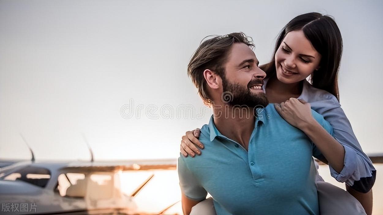 和你在一起，世界变得如此绚丽