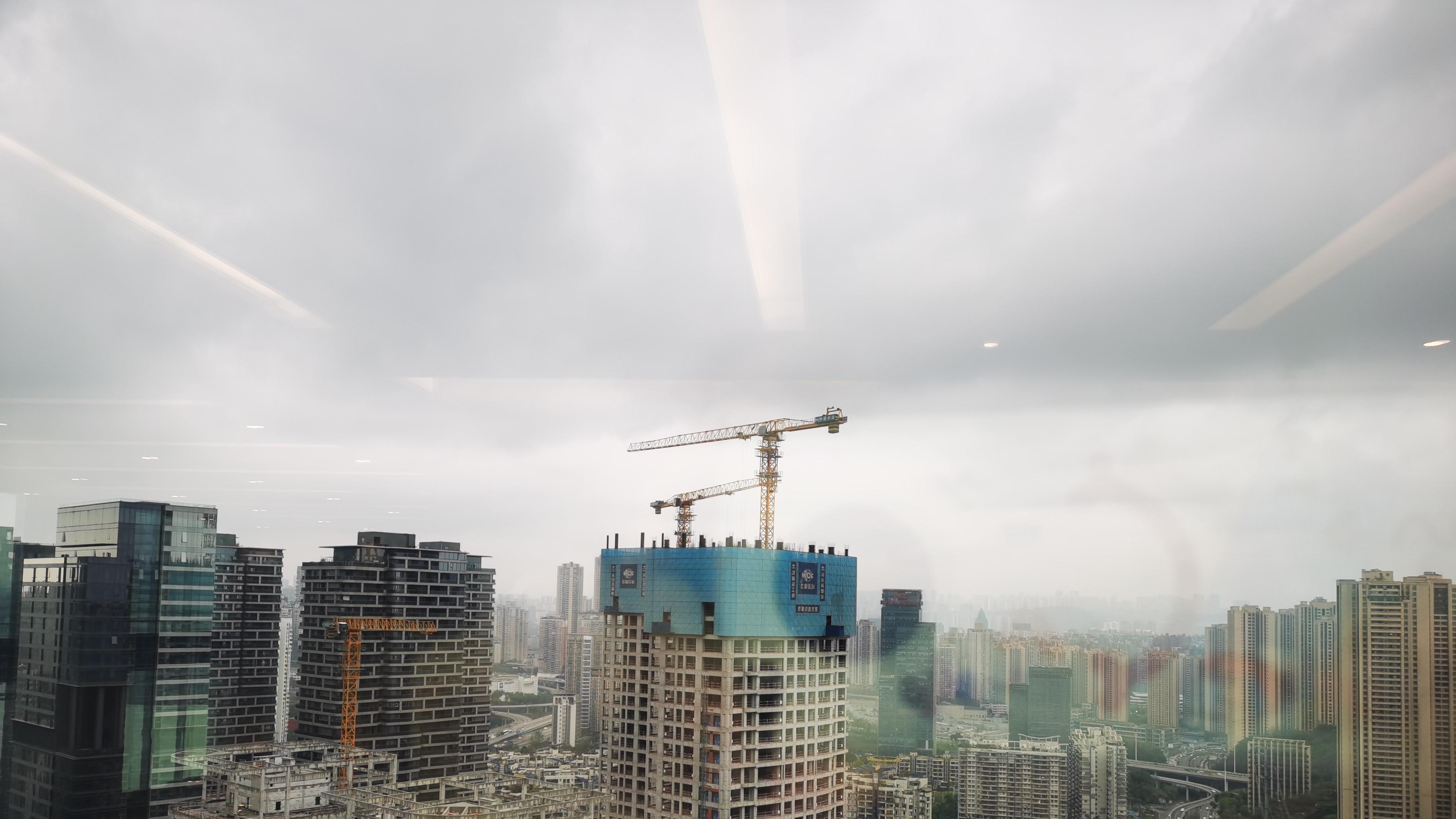 越秀翻红，建发、万科降幅扩大！前11月TOP10房企新增货值变幅榜