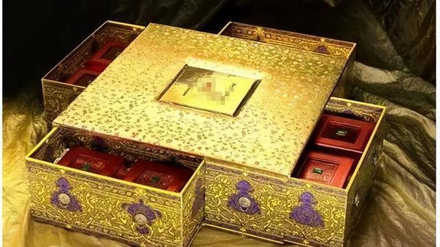 中秋还没到，月饼厂商却慌了，根本卖不动，年轻人都不吃月饼了？