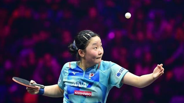 乒乓球最新战报：张本美和连输两场，爆冷：女双0-2，女单2-3惨败
