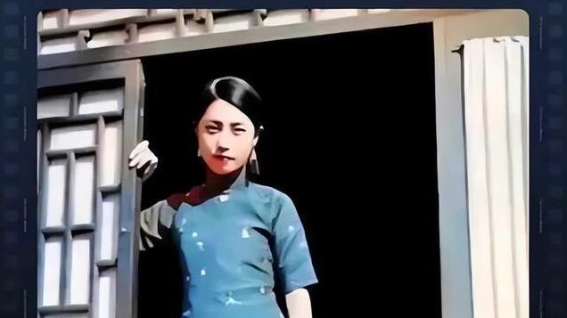 张勋睡觉有个怪癖，妻妾们都烦他，四姨太装疯卖傻才躲过一劫