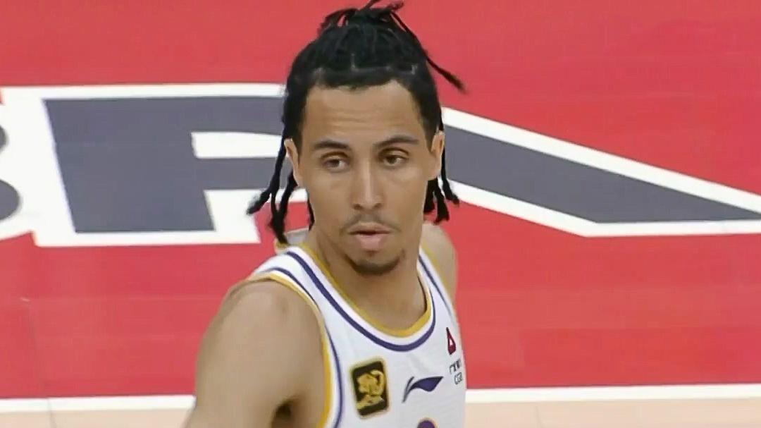 广东半场惜败北控！沃特莫兰德统治内外，阿姆斯纯废，特莱斯狂砍