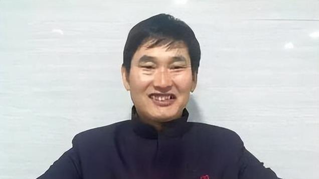 善恶皆有报，五十四岁的农民歌手朱之文，已然踏上了别样的征途