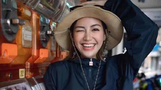 原来焦恩俊的女儿就是她，也是演员，怪不得22岁就演了女一号