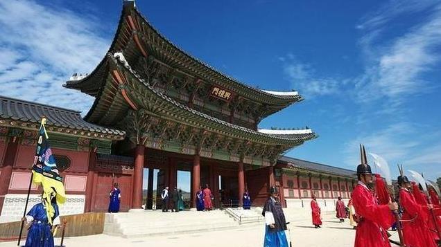 韩国三次强行废止汉字，都以失败告终！如今身份证上还写着汉字名