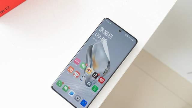 记录一整天，看看一加12的续航到底怎么样