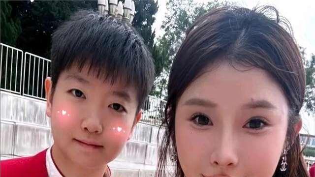 表彰大会陈若琳最上镜，全红婵穿高跟鞋，吴艳妮最美，莎莎萌萌的