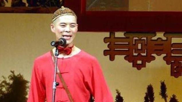赵本山徒弟王小虎：娶小7岁娇妻，妻子撞脸周涛，儿子神似王俊凯
