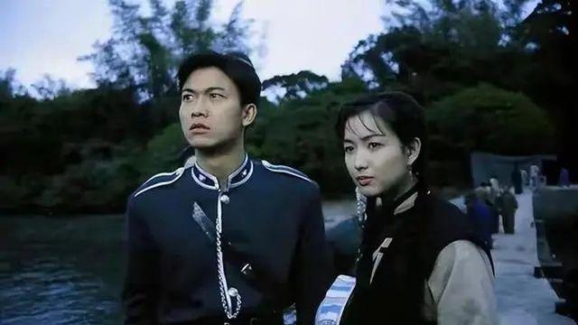 暴瘦40磅的钱小豪，直播间里的人生逆袭