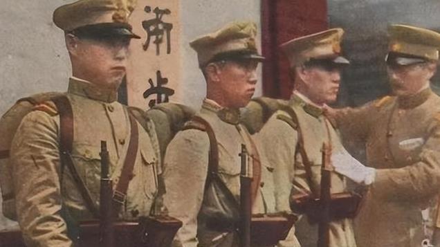 伪军少将迷途知返，配合我军解放县城，战后直接升任八路军旅长