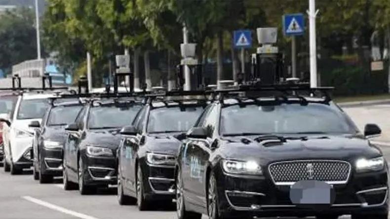 广东出现大批帽子汽车，没车牌却没有人管，交警：我也没辙