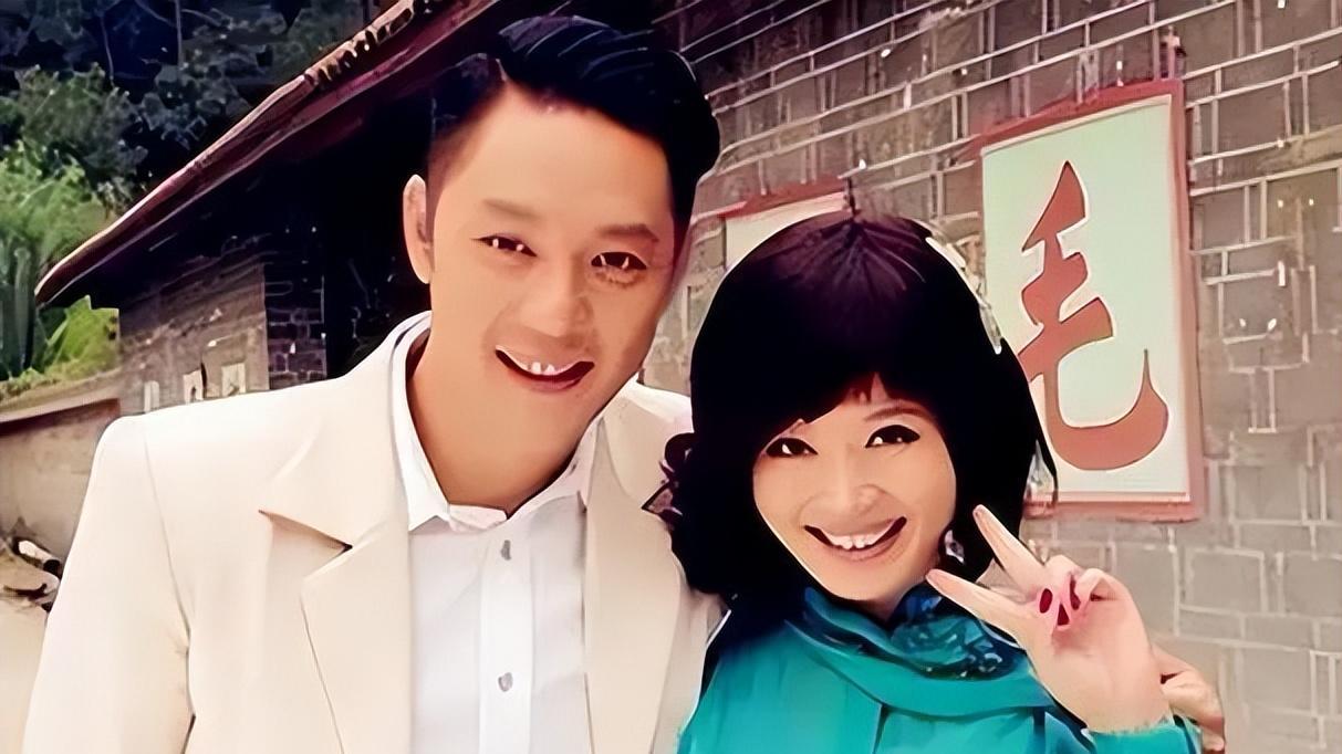 同样是傅程鹏的基因，前妻儿子和后妻儿子一对比，差距就一目了然
